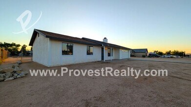 10790 Sauk Rd in Apple Valley, CA - Building Photo - Building Photo