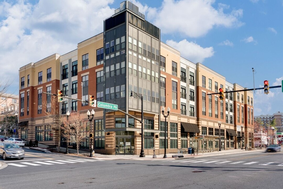 989 S Buchanan St in Arlington, VA - Building Photo
