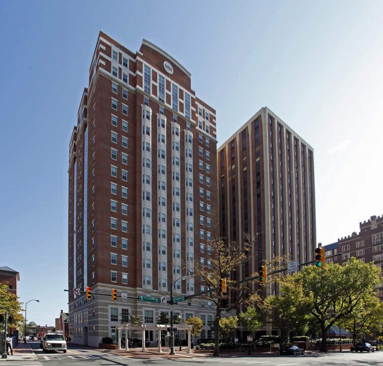 Brandt Hall in Richmond, VA - Foto de edificio