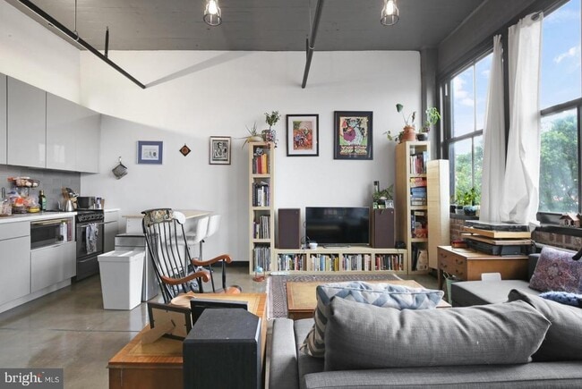property at 1701 Tulip St