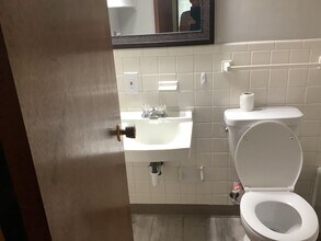 599 S Sunset Dr in Piqua, OH - Foto de edificio - Building Photo