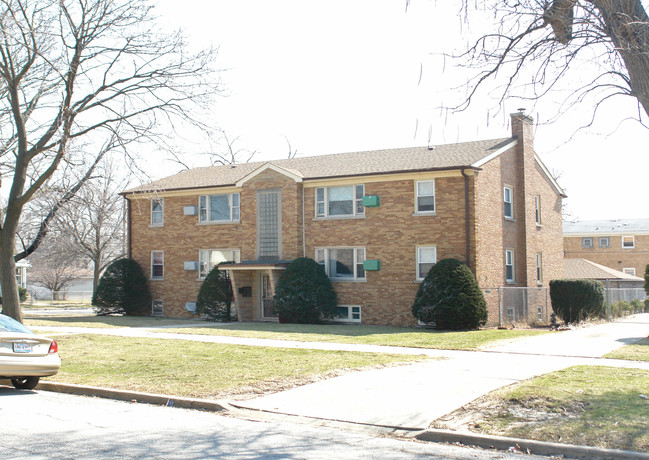 9501 Schiller Blvd in Franklin Park, IL - Building Photo - Building Photo