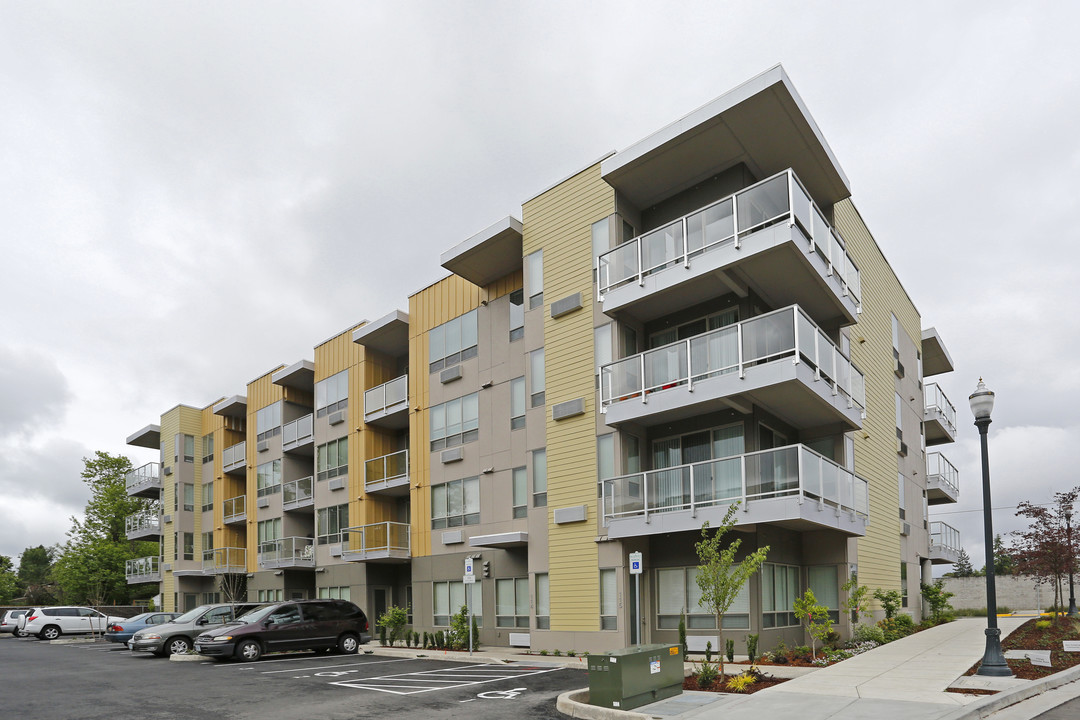 The Rose East & West Apartments in Portland, OR - Building Photo