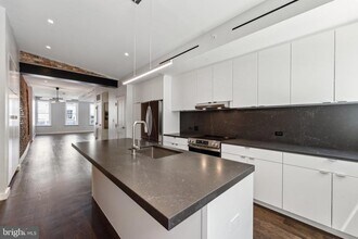 3214 M St NW in Washington, DC - Building Photo - Building Photo