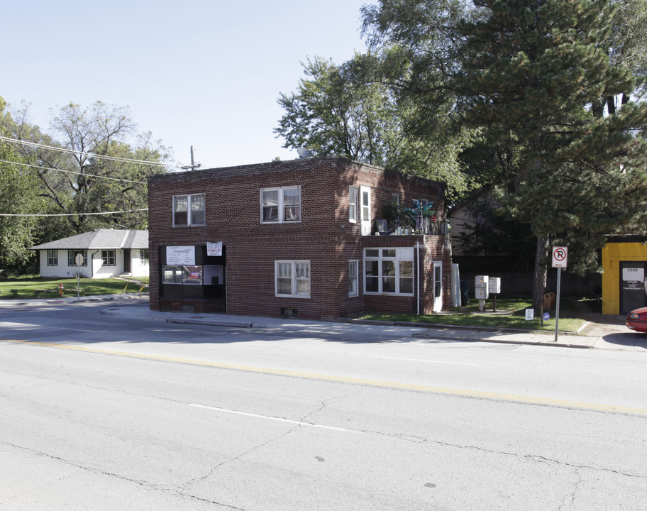 5511 N 30th St in Omaha, NE - Building Photo