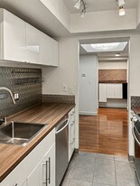 7252 Foxridge Cir in Anchorage, AK - Building Photo