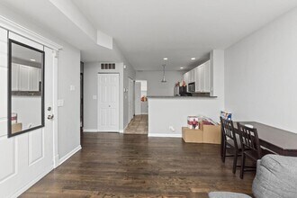 5932.5 N Paulina St in Chicago, IL - Building Photo - Building Photo
