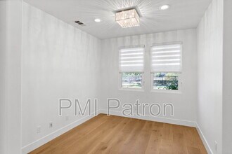 356 W Weeping Willow Ave in Orange, CA - Building Photo - Building Photo