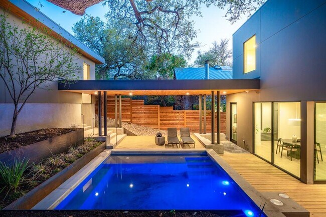 1505 Alameda Dr in Austin, TX - Building Photo - Building Photo