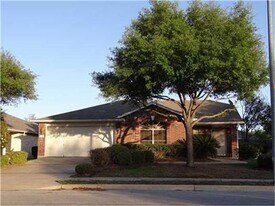 2602 Bradley Ln in Round Rock, TX - Building Photo