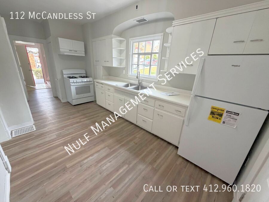 112 McCandless St in New Kensington, PA - Building Photo