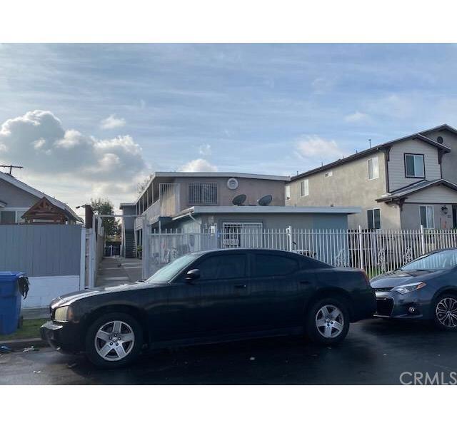 120 W 73RD ST in Los Angeles, CA - Building Photo - Building Photo