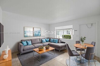 932 Moffett St in Hallandale Beach, FL - Building Photo - Building Photo