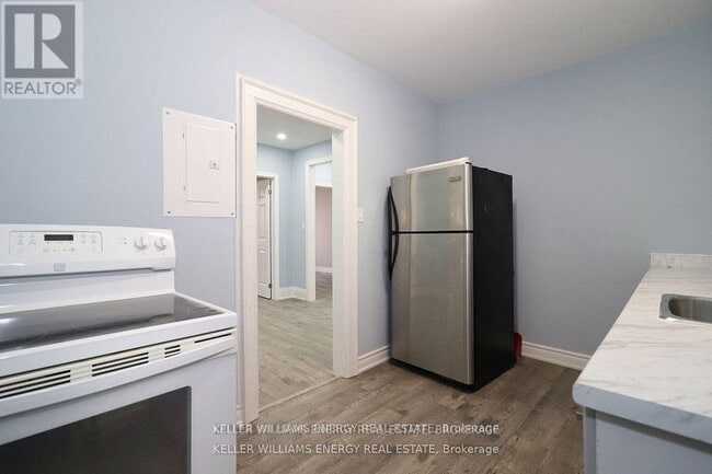 property at 84 Simcoe St N