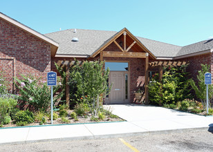 Yorkshire Village Apartments in Lubbock, TX - Building Photo - Building Photo