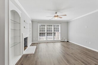 112 Chippenham Dr in Yorktown, VA - Building Photo - Building Photo