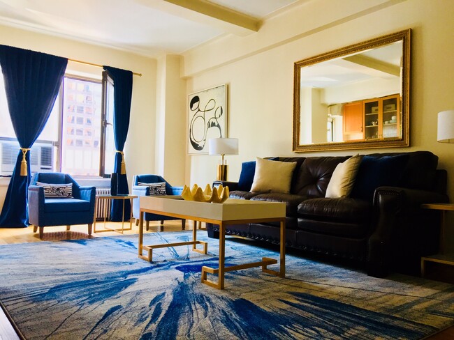 227 E 57th St, Unit 14c in New York, NY - Foto de edificio - Building Photo