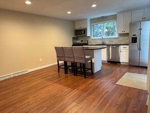 5 Leland Farm Rd in Ashland, MA - Building Photo - Building Photo
