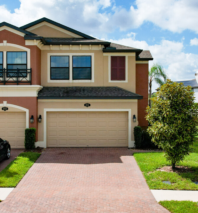 18916 Beautyberry Ct in Lutz, FL - Foto de edificio