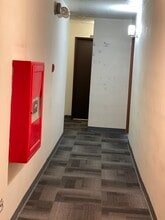 2509 Ala Wai Blvd in Honolulu, HI - Foto de edificio - Building Photo