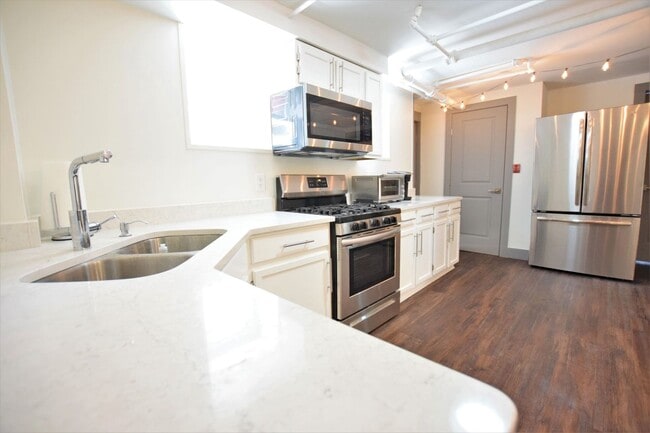 306 Bryant Ave in Ithaca, NY - Building Photo - Building Photo