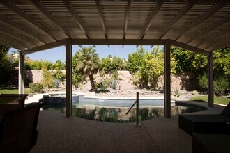 38625 Desert Mirage Dr in Palm Desert, CA - Building Photo - Building Photo
