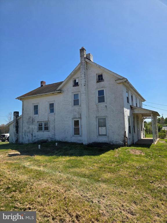 225 Big Rd in Zieglerville, PA - Building Photo - Building Photo