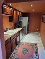 136 Main St, Unit Apartment in Binghamton, NY - Building Photo