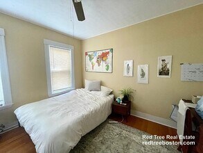 123 Winthrop St in Medford, MA - Building Photo - Building Photo