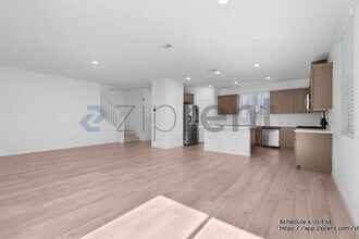 8222 Ocho Wy in Elk Grove, CA - Building Photo - Building Photo