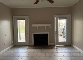 8132 Bayou Fountain Ave, Unit 8132 A in Baton Rouge, LA - Building Photo