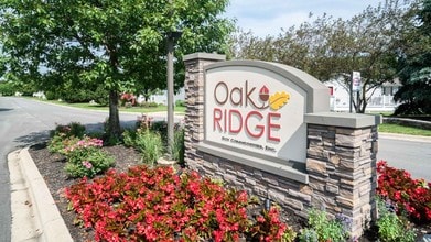 Oak Ridge in Manteno, IL - Foto de edificio - Building Photo