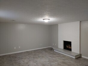 35 Campbell Dr in Parkersburg, WV - Building Photo - Building Photo