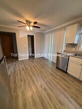 3815 54th St in Des Moines, IA - Building Photo - Building Photo