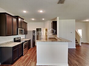 7931 Bluewater Cove in San Antonio, TX - Building Photo - Building Photo