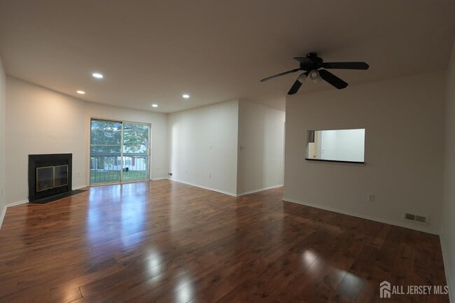 property at 41 Morgan Pl