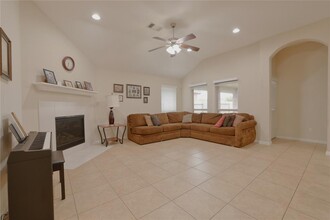 17203 Fable Springs Ln in Houston, TX - Building Photo - Building Photo