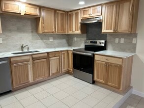 182-186 Marlborough St in East Greenwich, RI - Foto de edificio - Building Photo