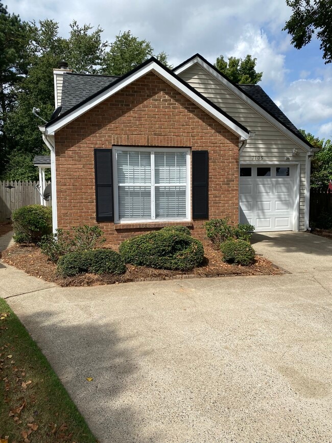 property at 1105 Rook Pl