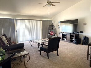 2068 E Lago Grande Bay in Fort Mohave, AZ - Building Photo - Building Photo
