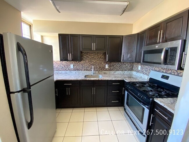 property at 4722 Chestnut St