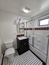 Trojandale Apartments in Los Angeles, CA - Building Photo - Building Photo