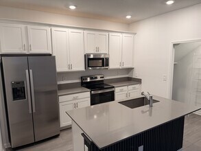 1687 Contentment Lp in Kissimmee, FL - Building Photo - Building Photo