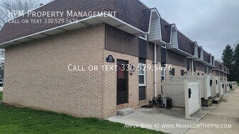 222 Northwest Ave in Tallmadge, OH - Building Photo