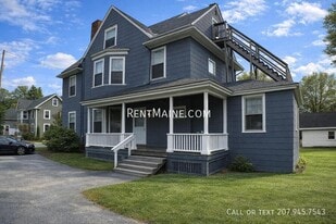 189 Forest Ave in Bangor, ME - Building Photo