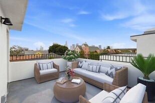 1656 Rockwood St in Los Angeles, CA - Building Photo