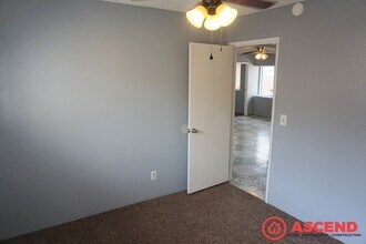 312 Oswell St in Bakersfield, CA - Building Photo - Building Photo