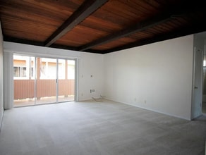 409 Ellwood Beach Dr in Goleta, CA - Building Photo - Building Photo