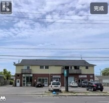 183 Main St E in Port Colborne, ON - Building Photo