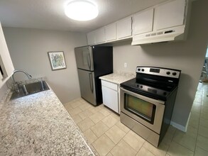 2946 N Dekalb Dr in Atlanta, GA - Building Photo - Building Photo